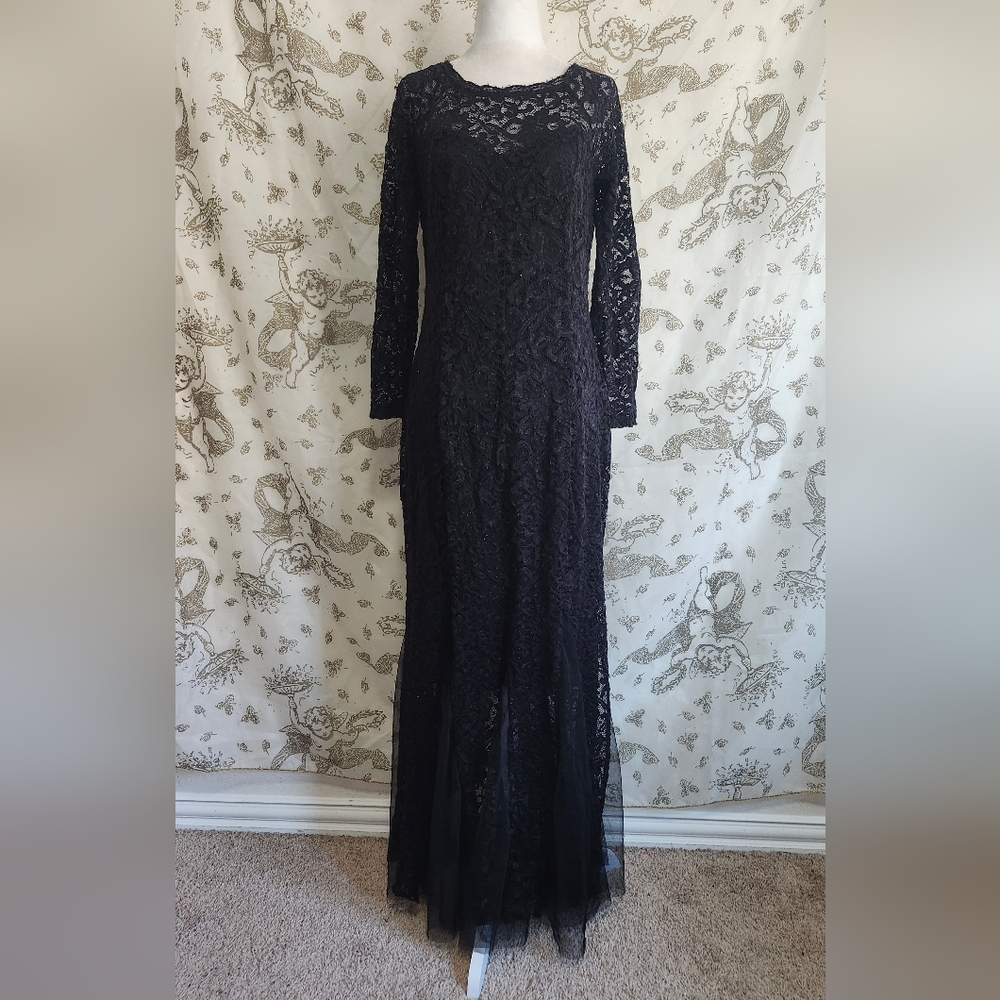 Gothic vintage lace Mortica Adams vibes long sleeve dress M